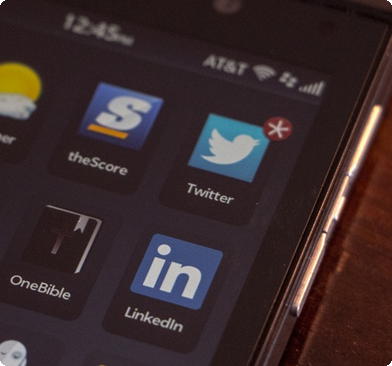 Linkedin e Twitter no blackberry