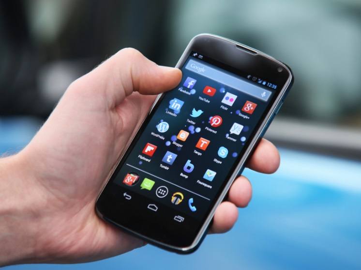 smartphone com aplicações android