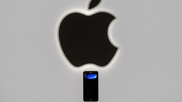 iPhone Apple