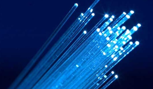 Parceria para a fibra Sonaecom e Vodafone só no final do ano Fibra-optica