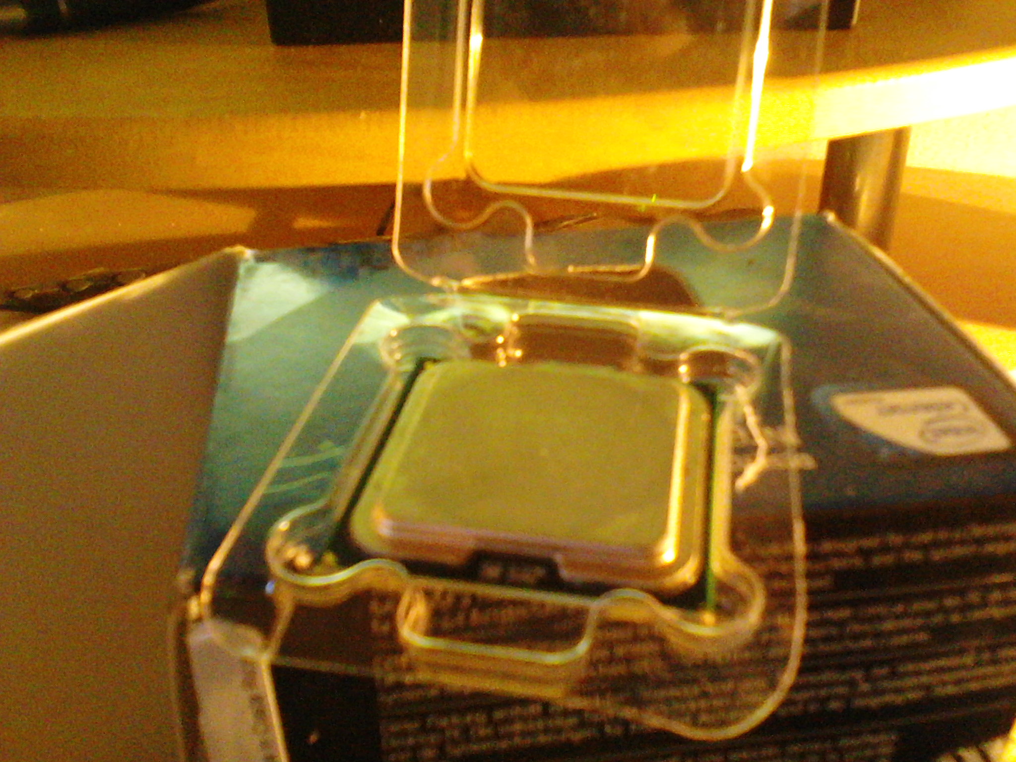 [Vendo] Processador - Memória 1GB - Placa Gráfica - Receptor Digital de TV - Placa e-SATA OQsJB