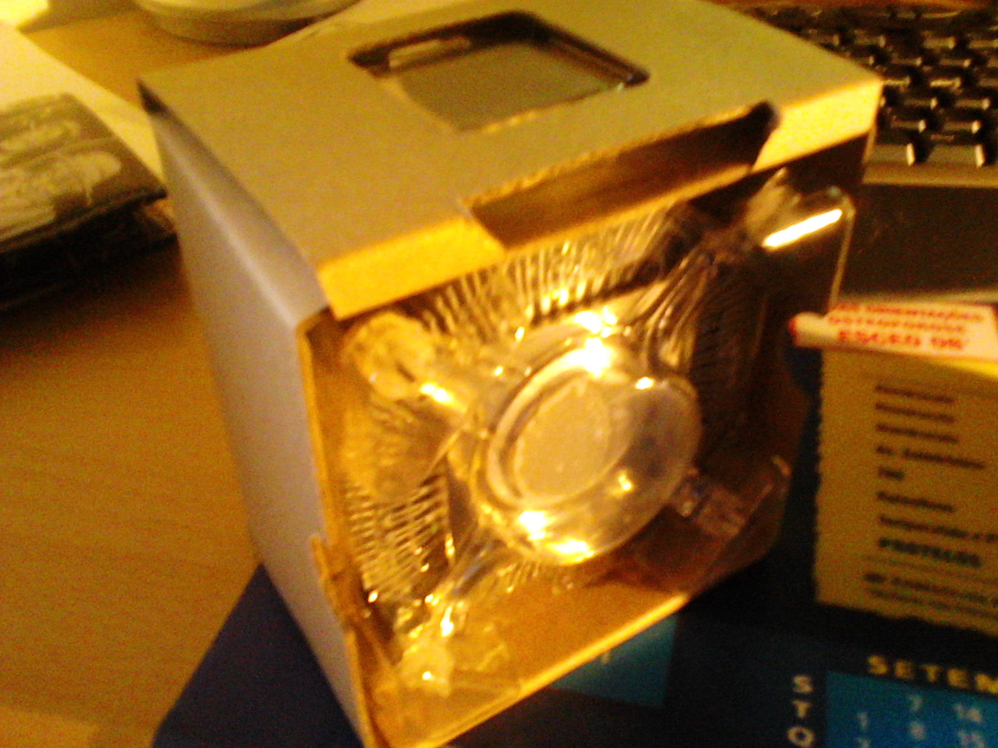 [Vendo] Processador - Memória 1GB - Placa Gráfica - Receptor Digital de TV - Placa e-SATA SIPbt